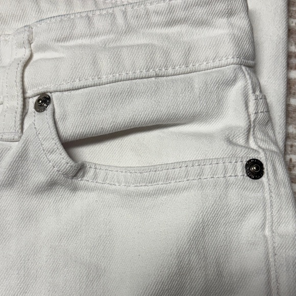 Ralph Lauren Women's Straight Leg Ankle Jeans in White with Raw Hem - Picture 12 of 13